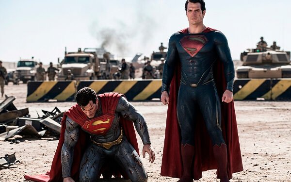 Superman do Pesadelo de Snyder: Por Que Não É Igual ao Injustice?