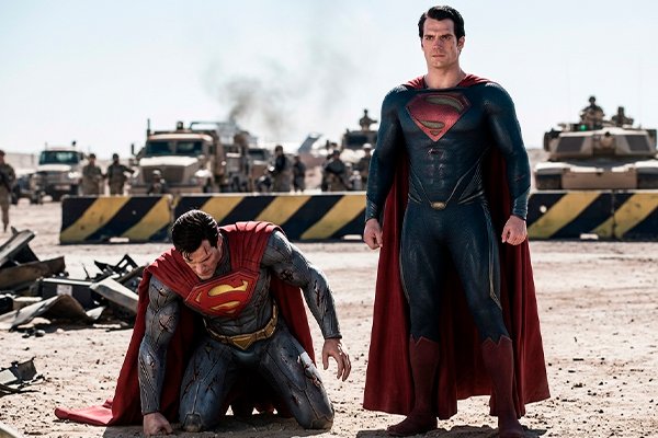Superman do Pesadelo de Snyder: Por Que Não É Igual ao Injustice?